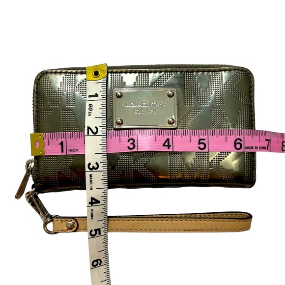 Michael Kors Wristlet Wallet - Bronze Color - Picture 4 of 6